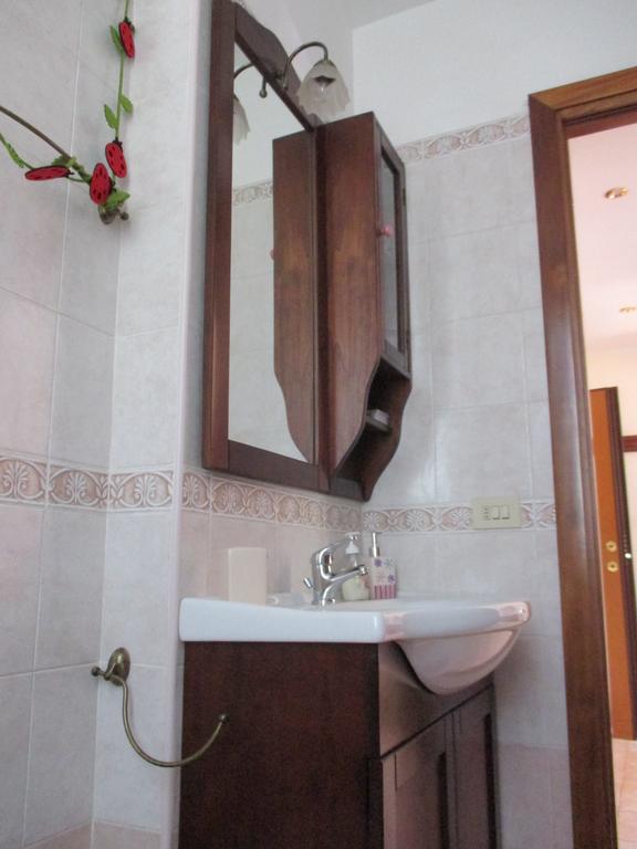 Apartment A.b Battistini Short Let's Rom